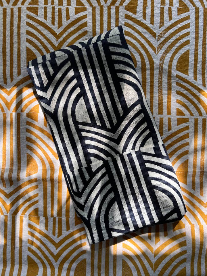 Navy Intertwined Napkin Set for wholesale by Follysome Prints