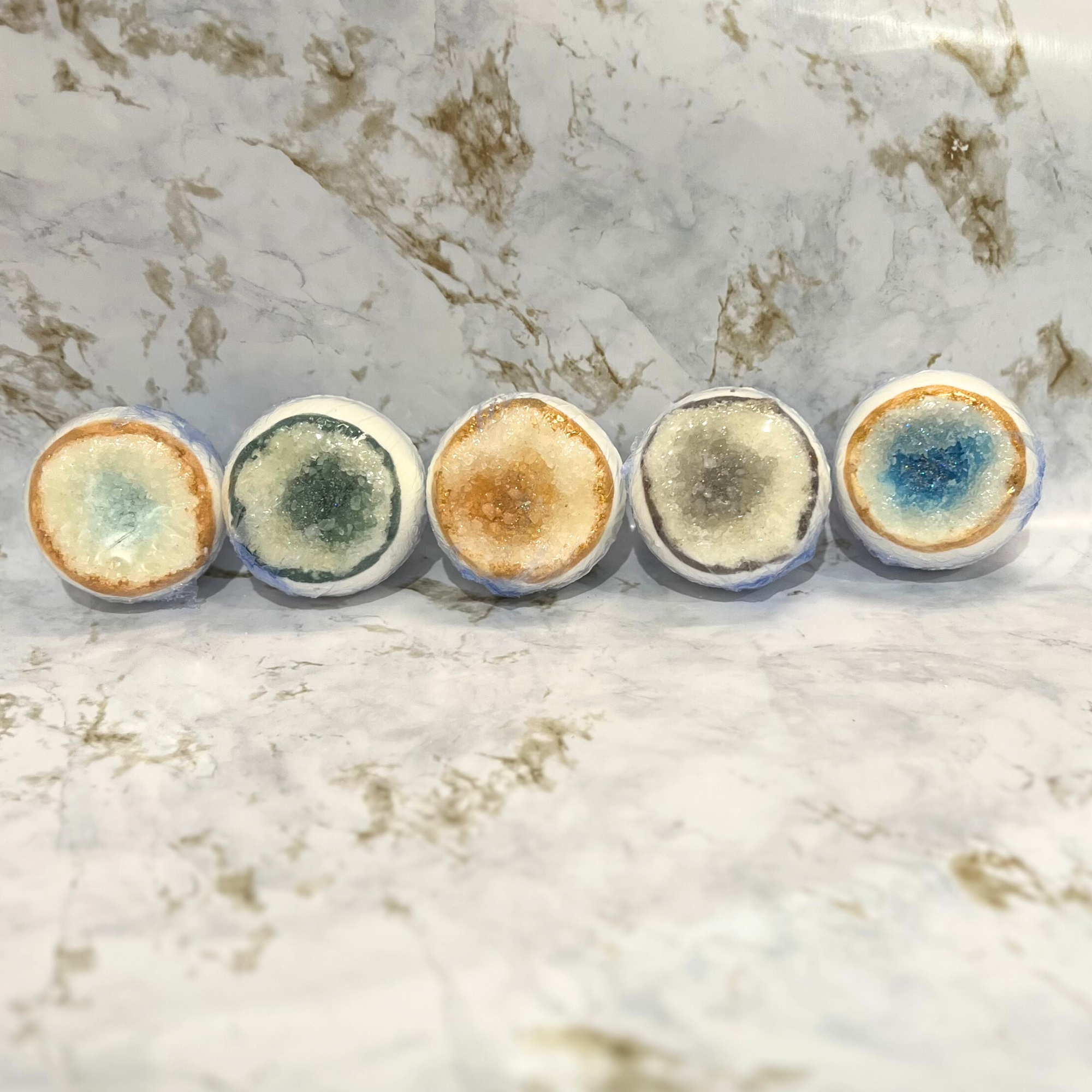 SNB Luxury Bath Products - Wholesale Bath bomb/fizz - Amethyst Bath Bombs | Assorted Geode Bath Bombs | Christmas2