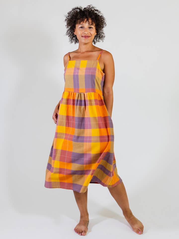 Robe midi Ivy Sunset Plaid pour la vente par Mata Traders