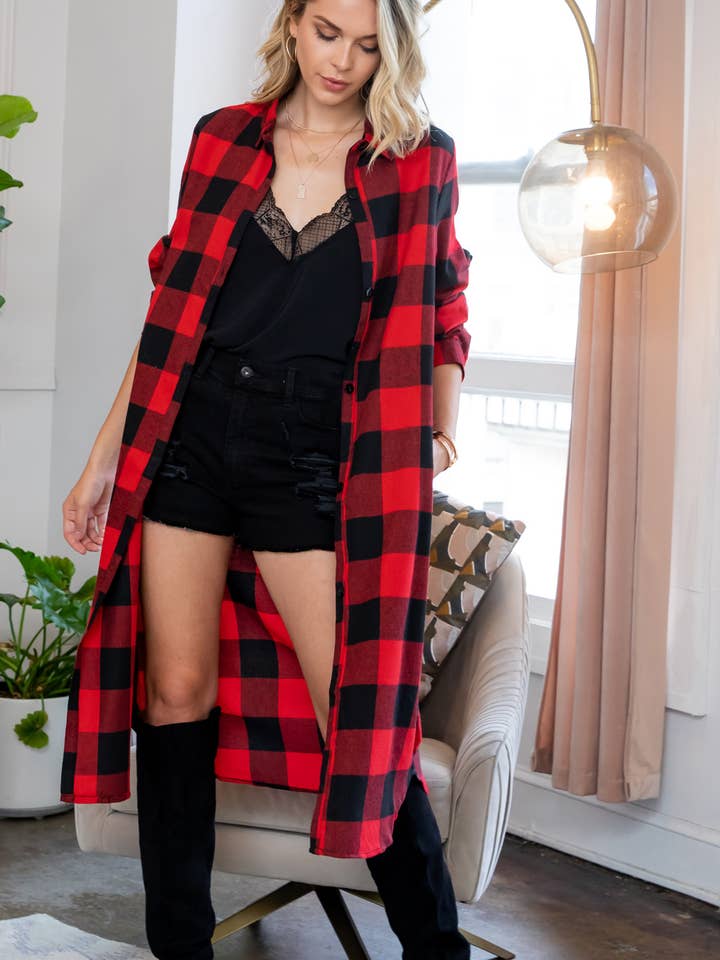 KARIERTES LANGES HEMD MIT KNOPFVERSCHLUSS für den Großhandel von Sweet Lovely by Jen