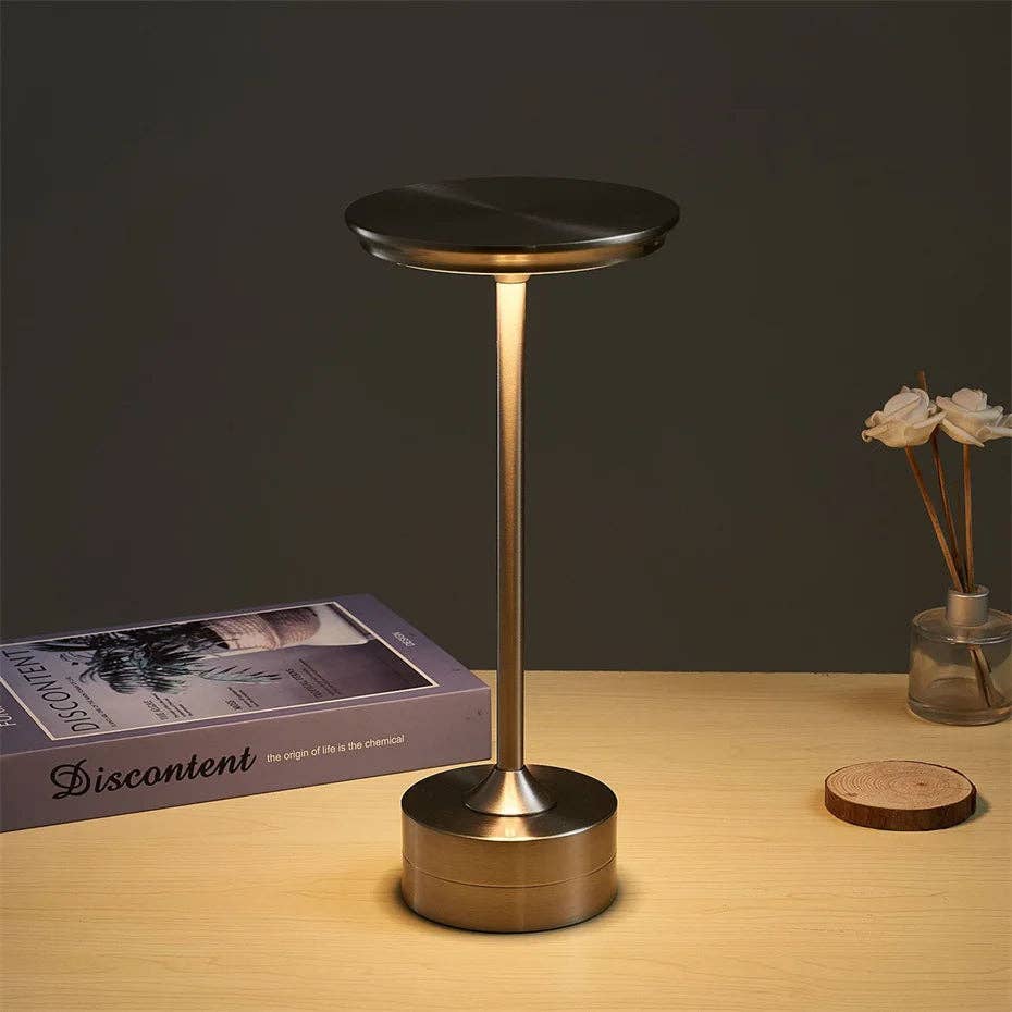 BRECK + FOX - Wholesale Accent/Desk Lamp - Metal Lamp5
