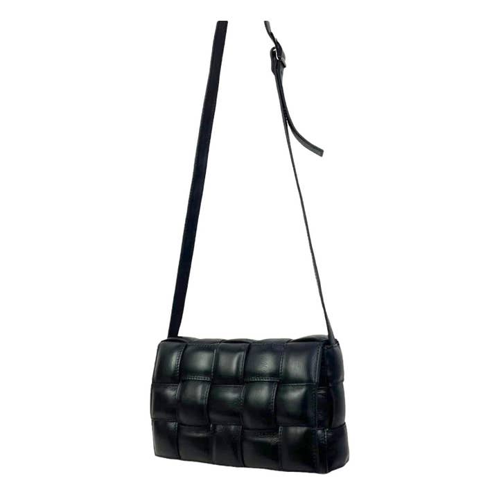 Chenson & Gorett - Wholesale Shoulder Bag - Women's - Large Italian Leather Shoulder Bag Checkered Design and Flap7