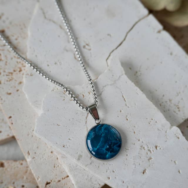 Pendente Grande Verde de Alexandrita por atacado de Aether & Nox