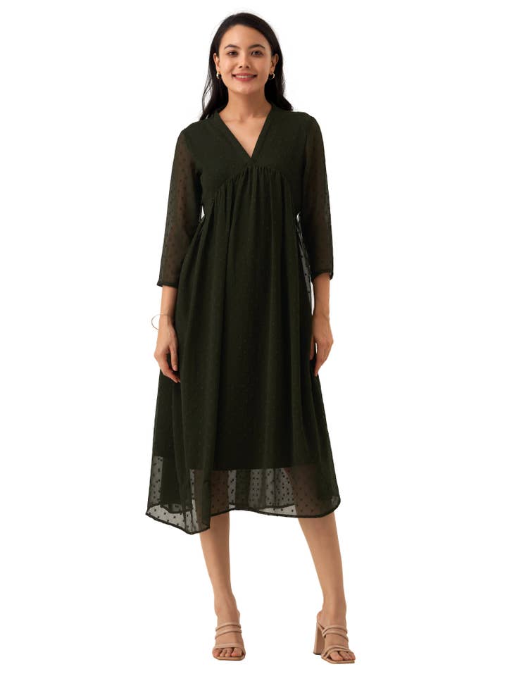 Robe à col en V Brasso Swiss Dot en mousseline vert foncé pour la vente par STYLE INSTANT