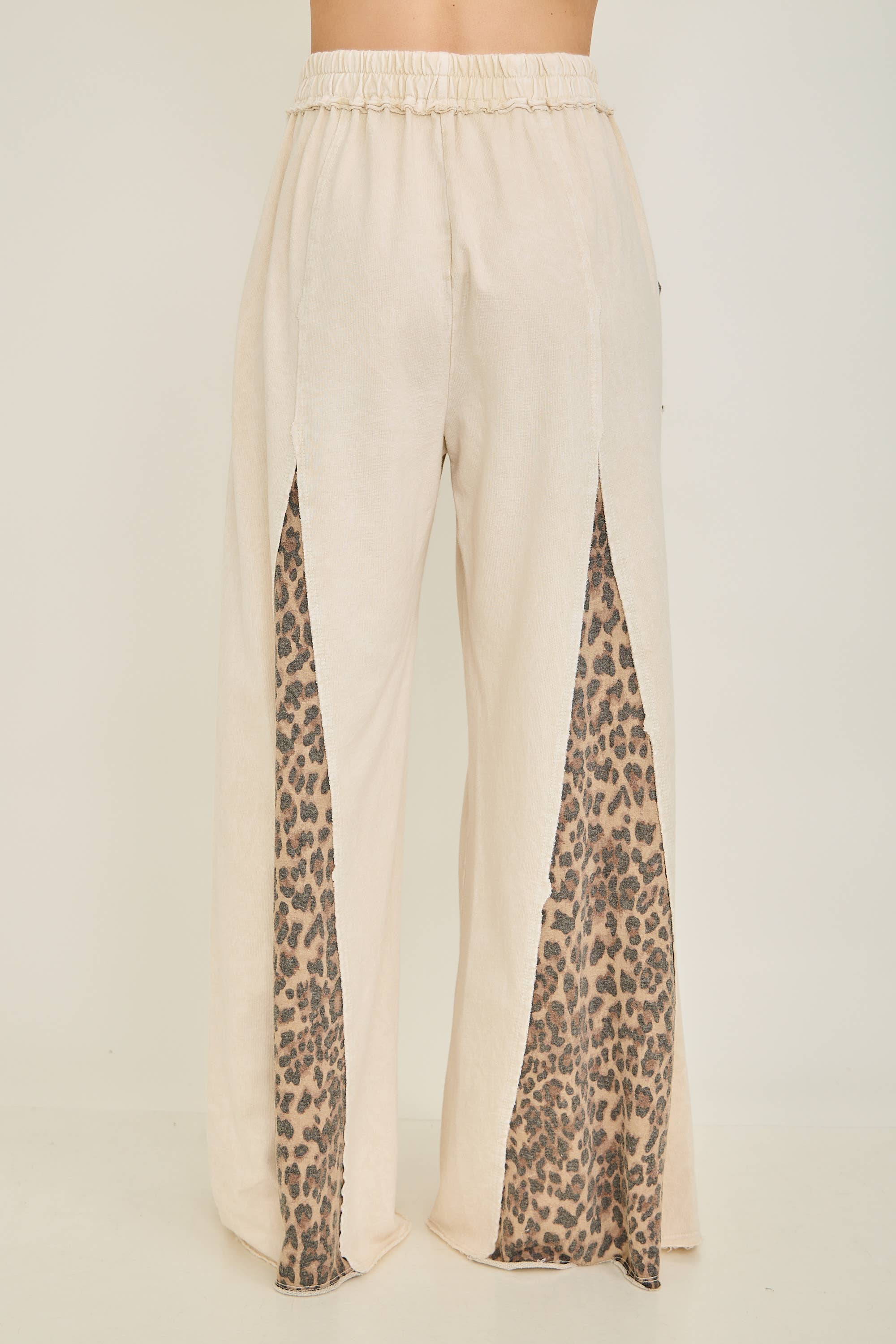 J.Her - Wholesale Pants - Women's - Mineral Washed Leopard Animal Print Flare Pants HP5783P15