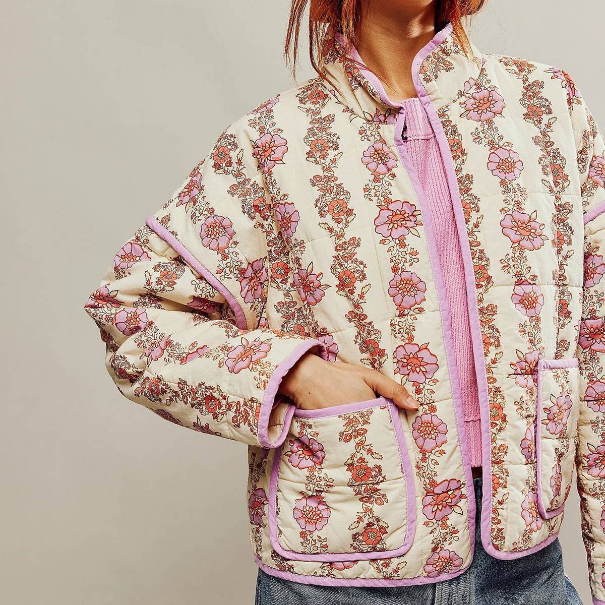 ACCITY - Wholesale Puffer Jacket - Women's - COLOUR-BLOCK FLORAL PRINT QUILTED JACKETS_CWOJA15503