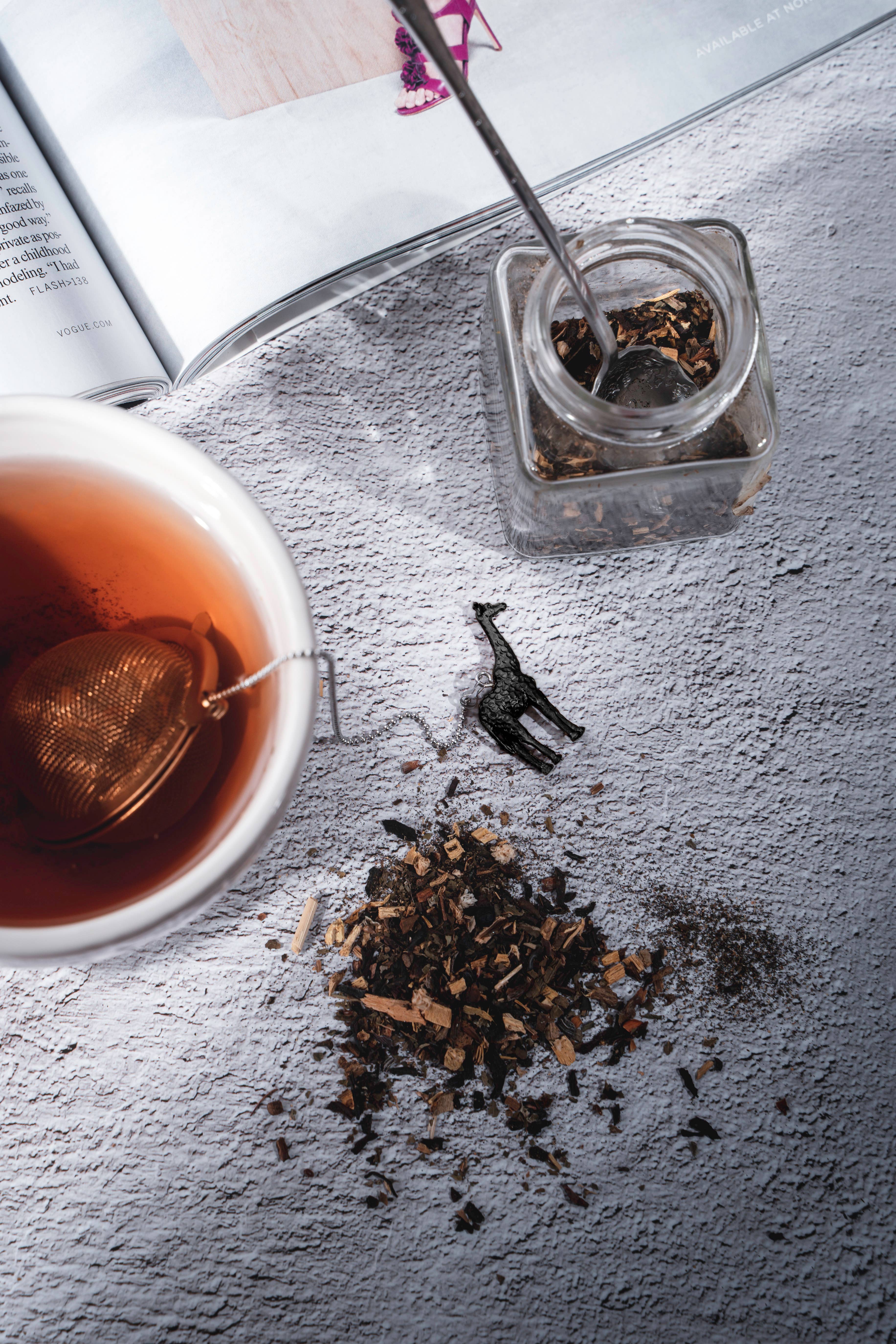 01living Ltd - Wholesale Tea Strainer/Infuser - Tea Infuser Loose Leaf Tea Ball Animal Giraffe Black2