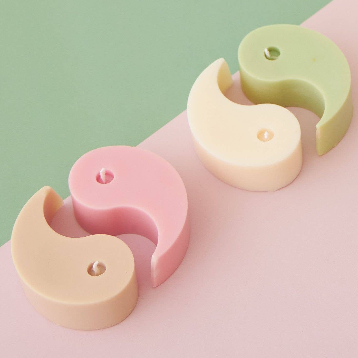 Noord Candles – wholesale Novelty candle – YING YANG candle1