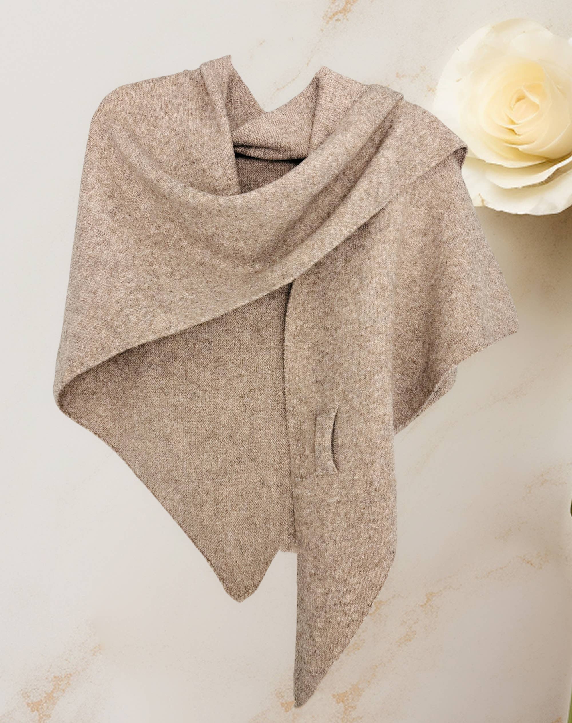 JC Sunny Fashion – wholesale Scarf – Women's – JC063345 Cashmere-Blend Knit Triangle Shawl with Cross-Front Design20