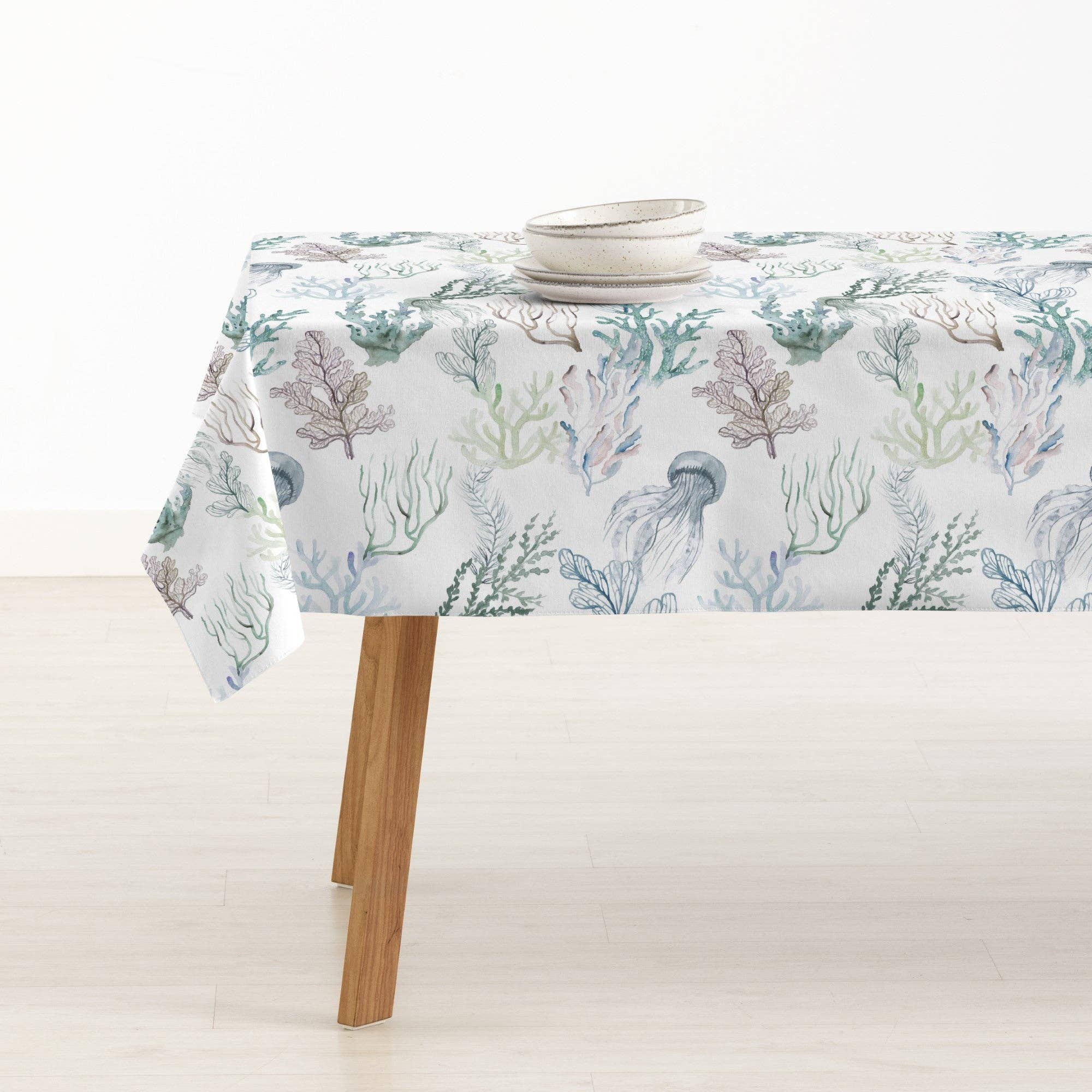 SG HOGAR - Wholesale Tablecloth - Resinated Stain Resistant Tablecloth 0120-4010