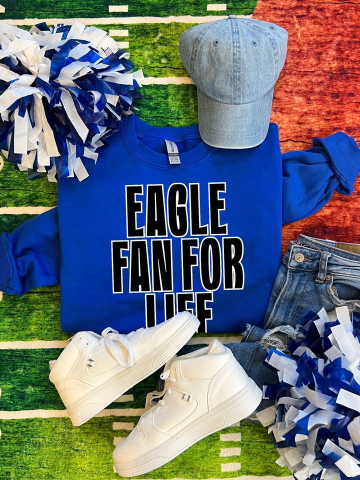 Sweat-shirt personnalisé Fan for Life (SPIRIT1114-DTF-SS) pour la vente par Hustle+Heart