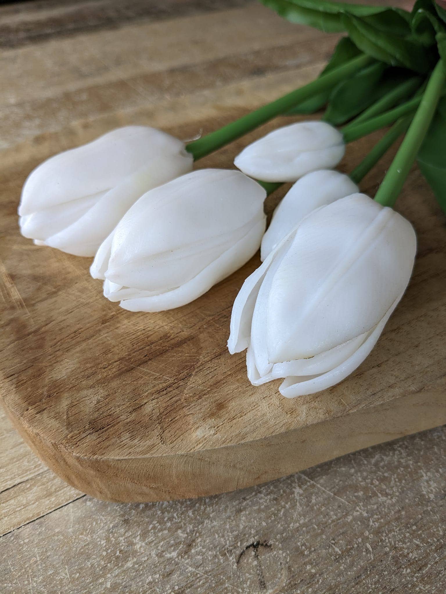 Maison Oline - Wholesale Artificial Flowers - Bouquet of 5 artificial white tulips3