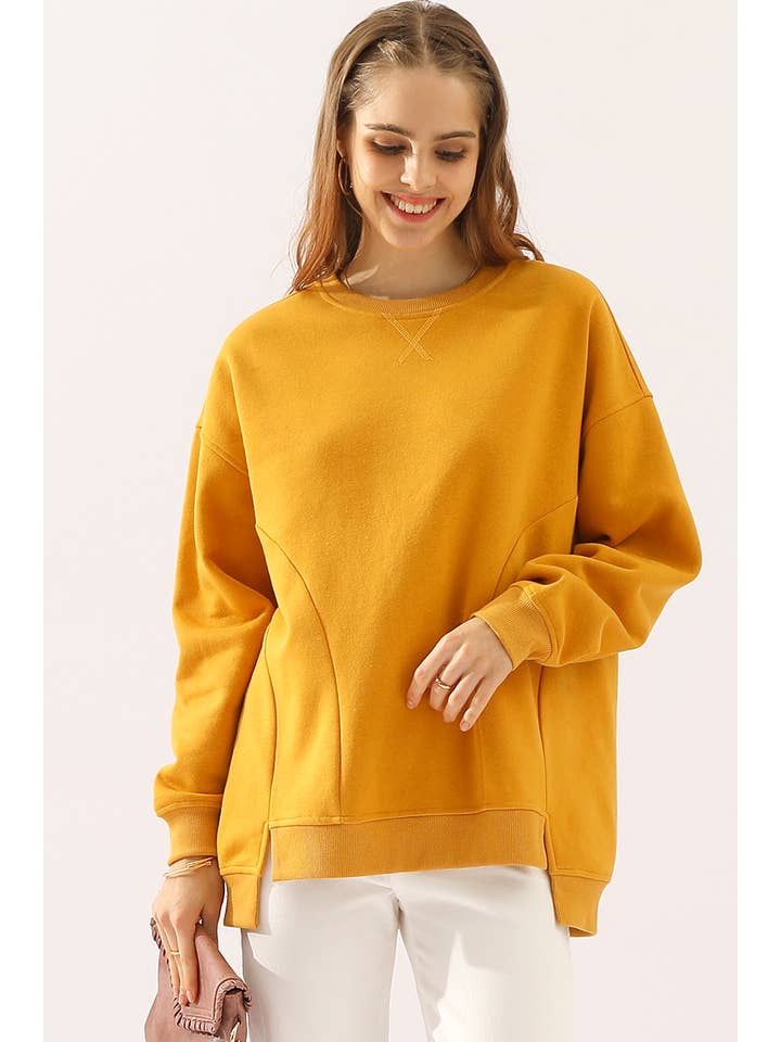 Rosa Clothing - Wholesale Sweatshirt - Women's - Irregular hem round neck oversized sweatshirt