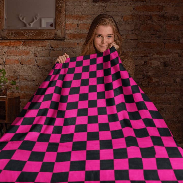 Check Design Fuchsia Hot Pink Sherpa Fleece Blanket, Fluffy Faux Fur Throw Blanket, Warm Soft Winter Blanket for wholesale by daintyduvet