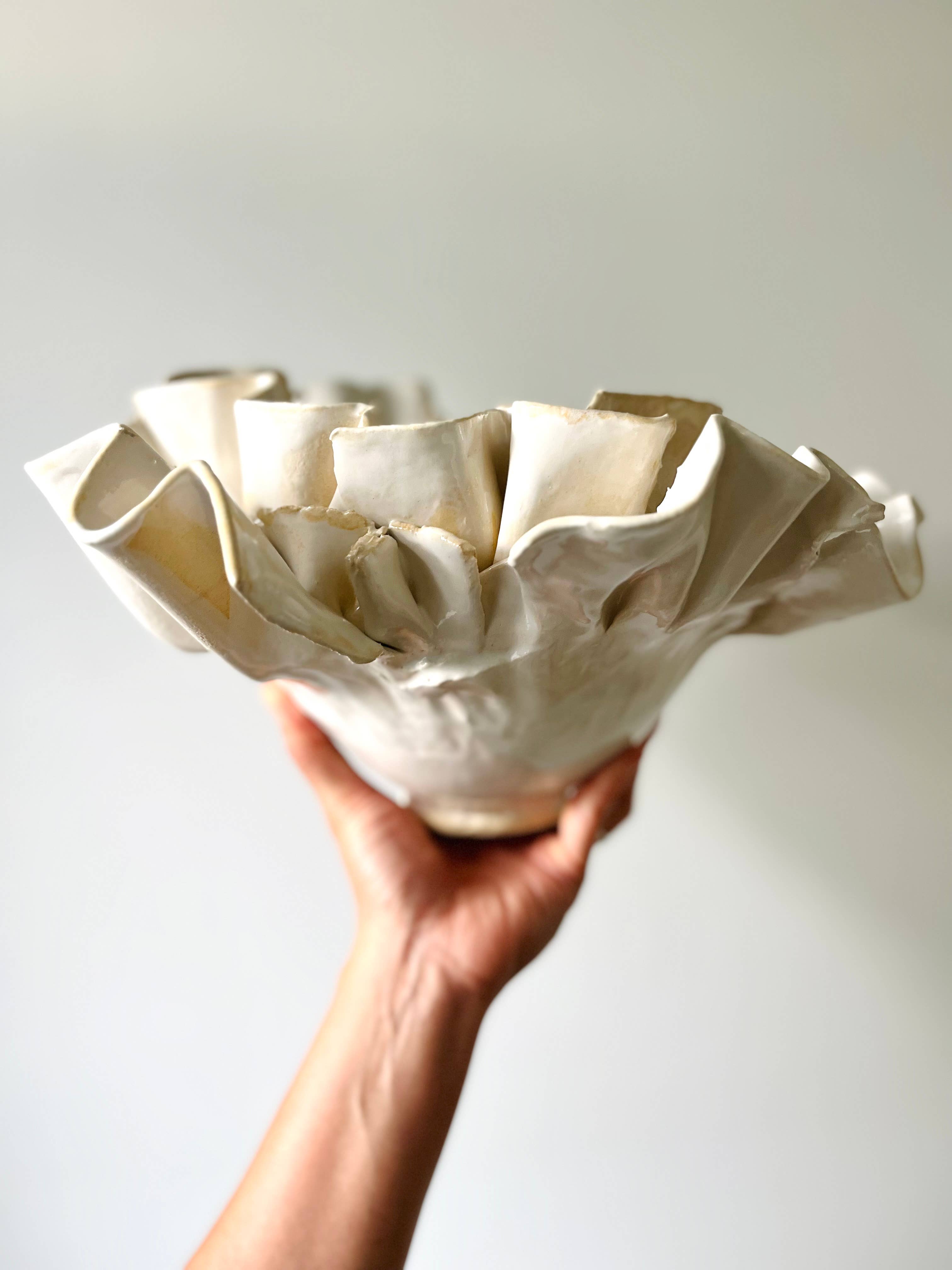 Objects in Clay - Wholesale Decorative Plate/Dish/Bowl - Bloom1