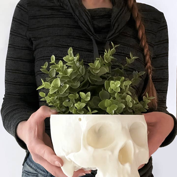 Faux Theory Design - Wholesale Hanging Planter - 3D Printed Hanging Skull Planter1