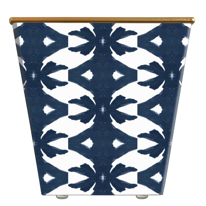 Laura Park Palm Navy: Endast cachepotbehållare för wholesale av Hedge Farm Candles and Containers