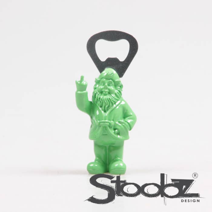 Imhof & Stevens BV - Wholesale Bottle/Wine Opener - BOTTLE OPENER GNOME STANDING 4 CLR ASS R/G/Y/P 8 CM STOOBZ DESIGN2