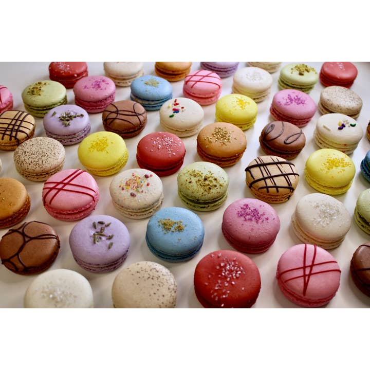 Savor Patisserie - Vente Biscuits - Collection One of Everything - (300) macarons français en vrac2