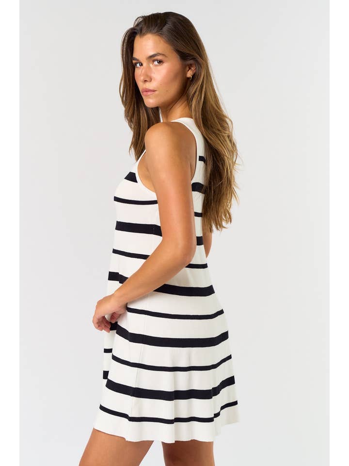 Lalavon - Wholesale Dress - Women's - ILD5027 SLEEVELESS A-LINE STRIPED SWEATER MINI DRESS