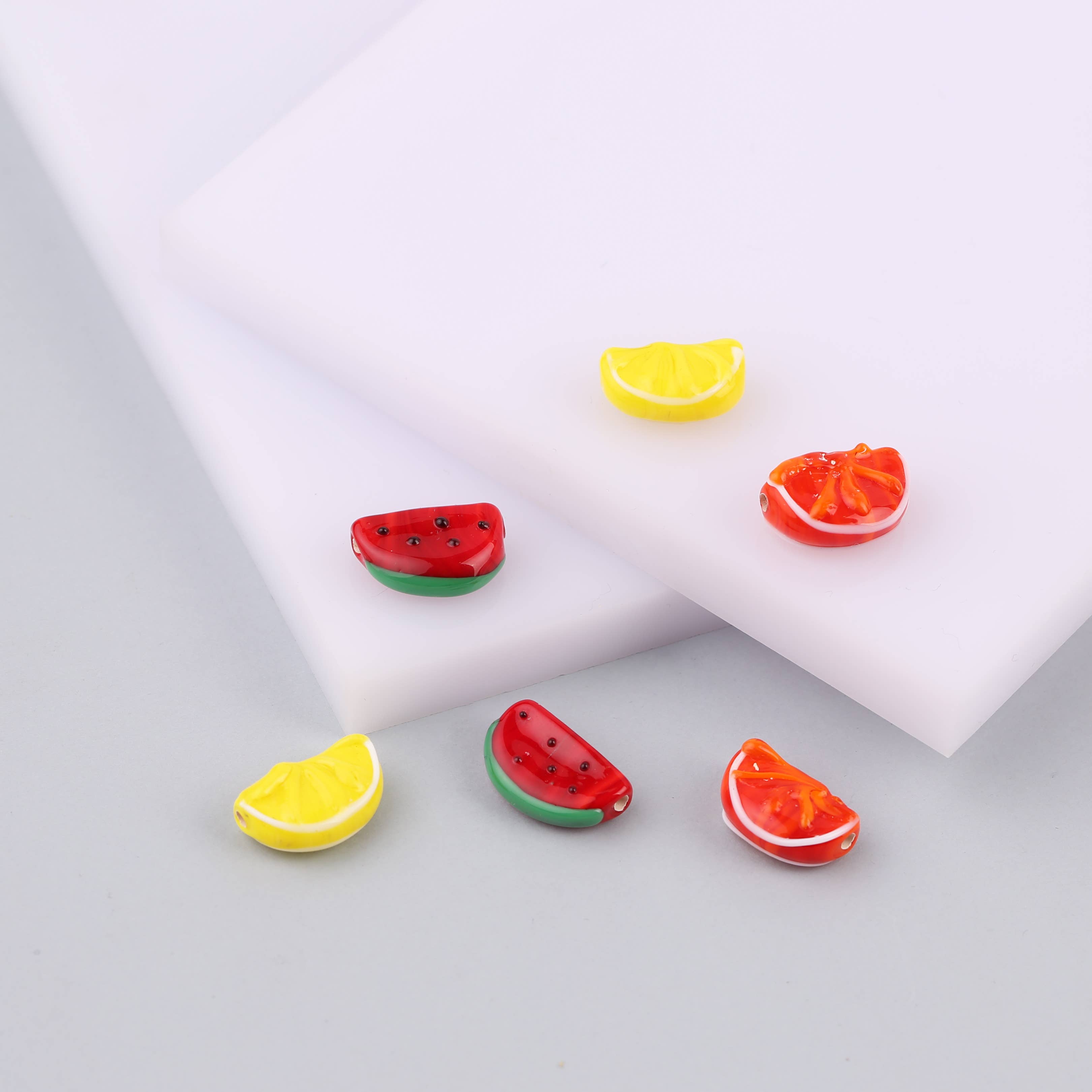 Adamodart - Vendita all'ingrosso Perline - Perlina a forma di frutta in vetro di Murano, ciondolo a forma di cibo, perlina a forma di limone, perlina arancione