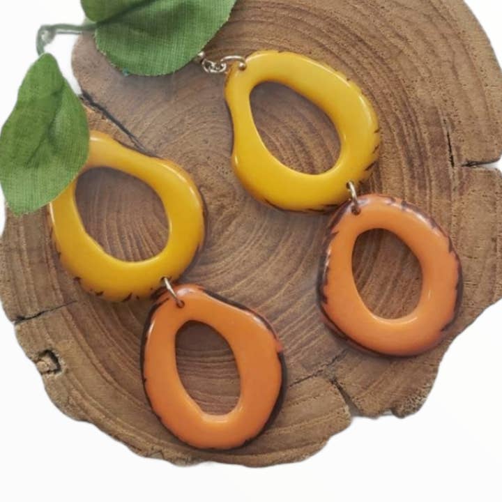 Super lange hoops ringe tagua møtrik øreringe for engroshandel hos Organic jewelry by Allie