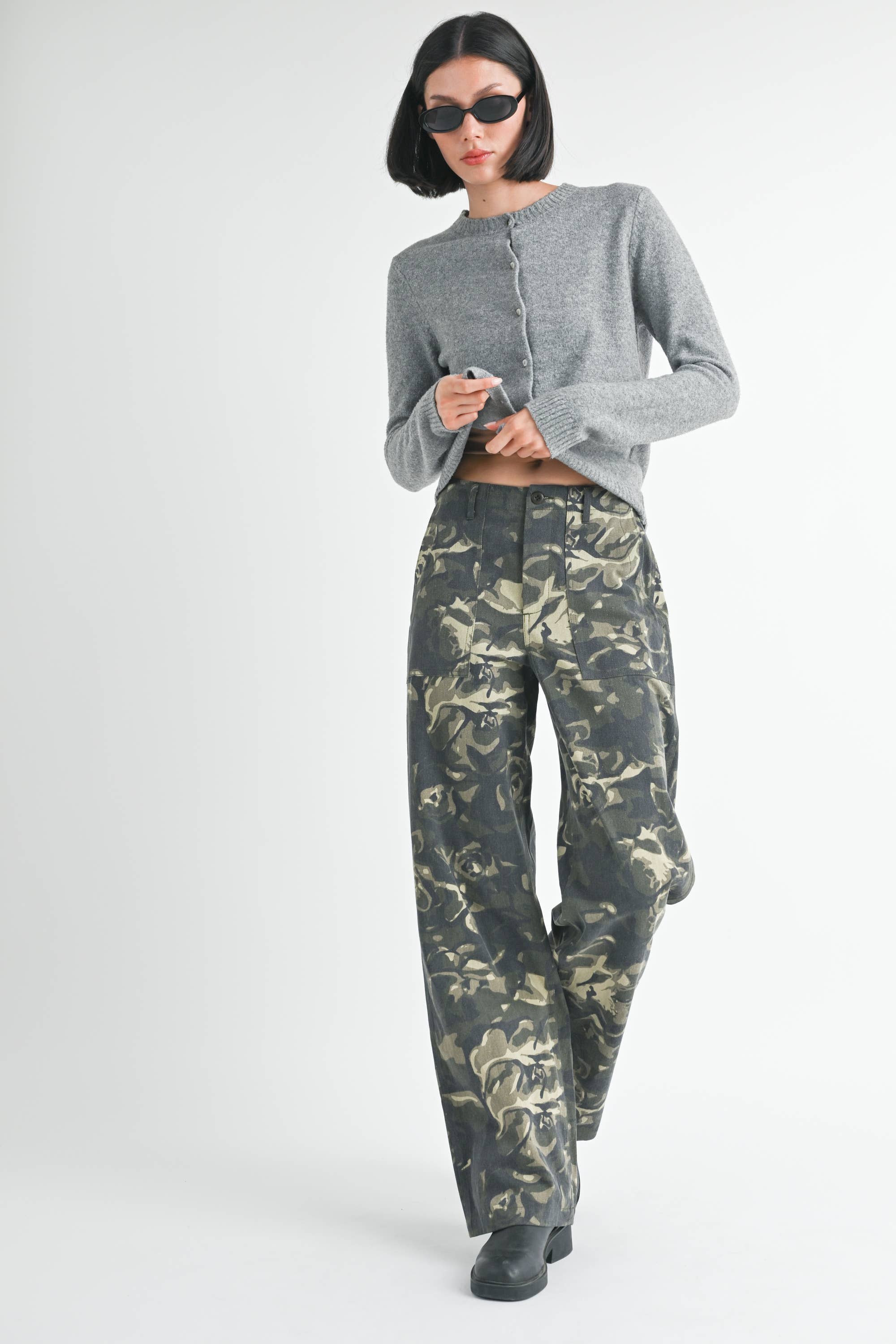 VINTAGE CAMO STRAIGHT LEG PANTS WITH POCKETS for wholesale on Faire2