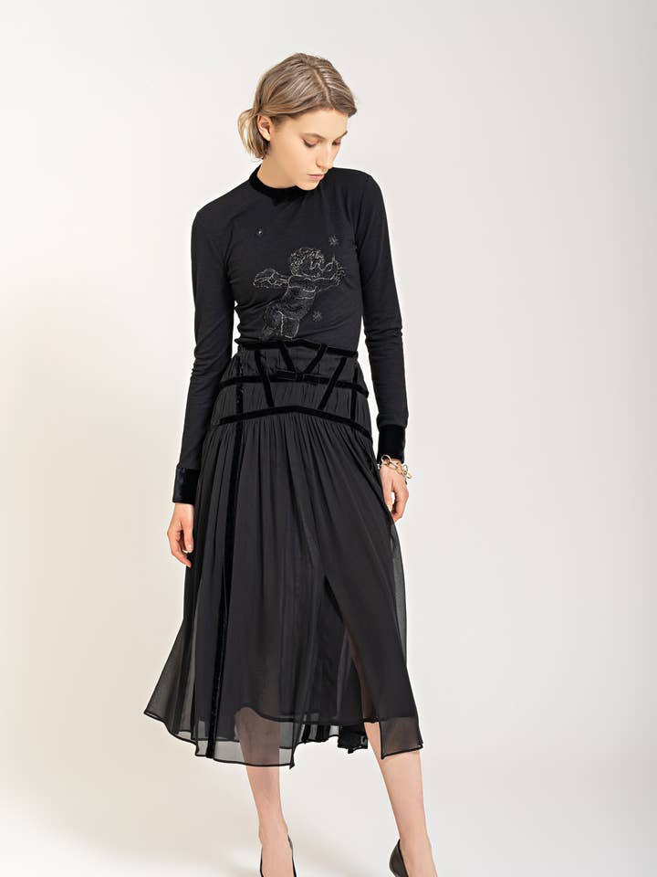 NEGRO WINTER for wholesale on Faire0