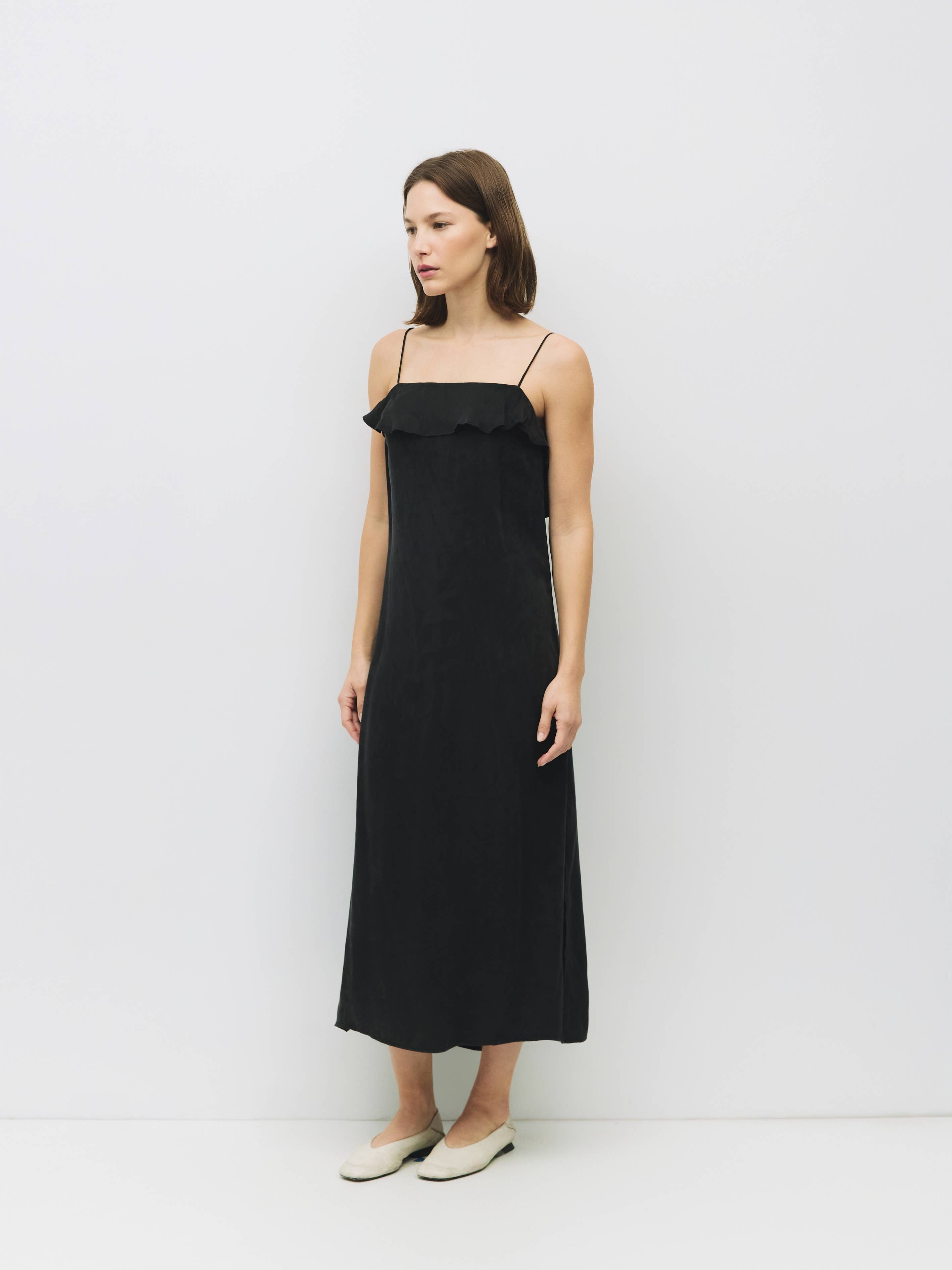 MOD REF - Venta al por mayor Vestido - Mujer - El Vestido Zaire | Vestido Maxi con Volantes de Modal1