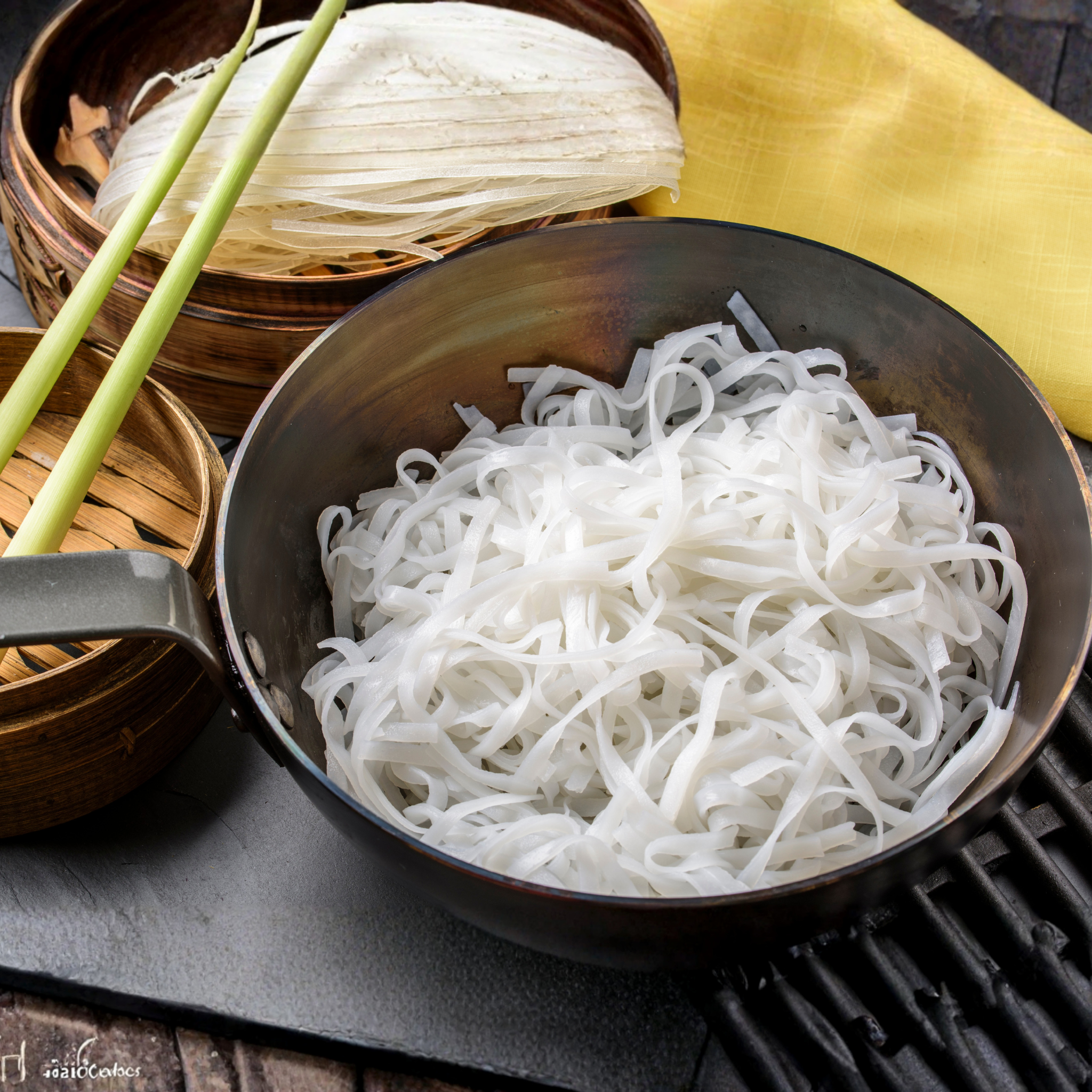 utoppa GmbH – wholesale Rice – Farmer Rice Noodles 10 mm 400g1