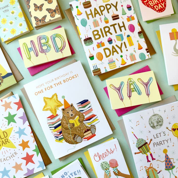 Yeppie Paper - Wholesale Birthday Card - Reading Bear with Books and Cake Birthday Card