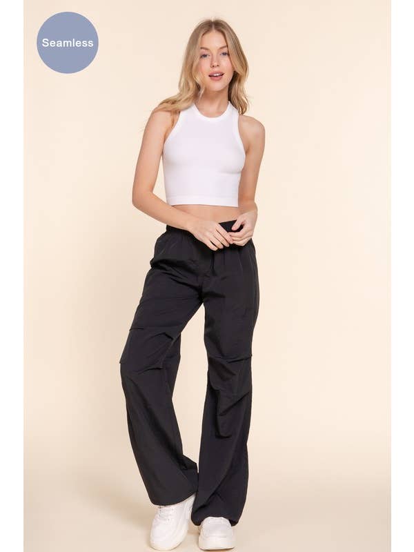 Active Basic | Active USA – Großhandel Strickoberteil – Damen – Ärmelloses, nahtloses Ripptop mit Rundhalsausschnitt33