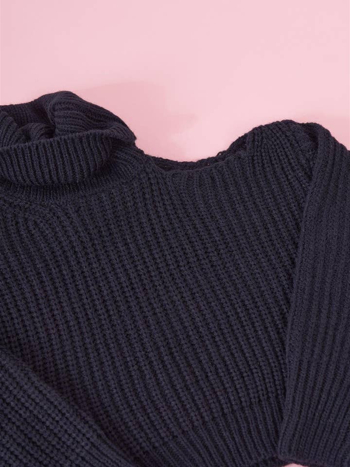 Tasha Apparel Wholesale - Vente Pull en maille – enfant - Pull à col roulé en tricot côtelé à manches et épaules découpées pour petites filles2