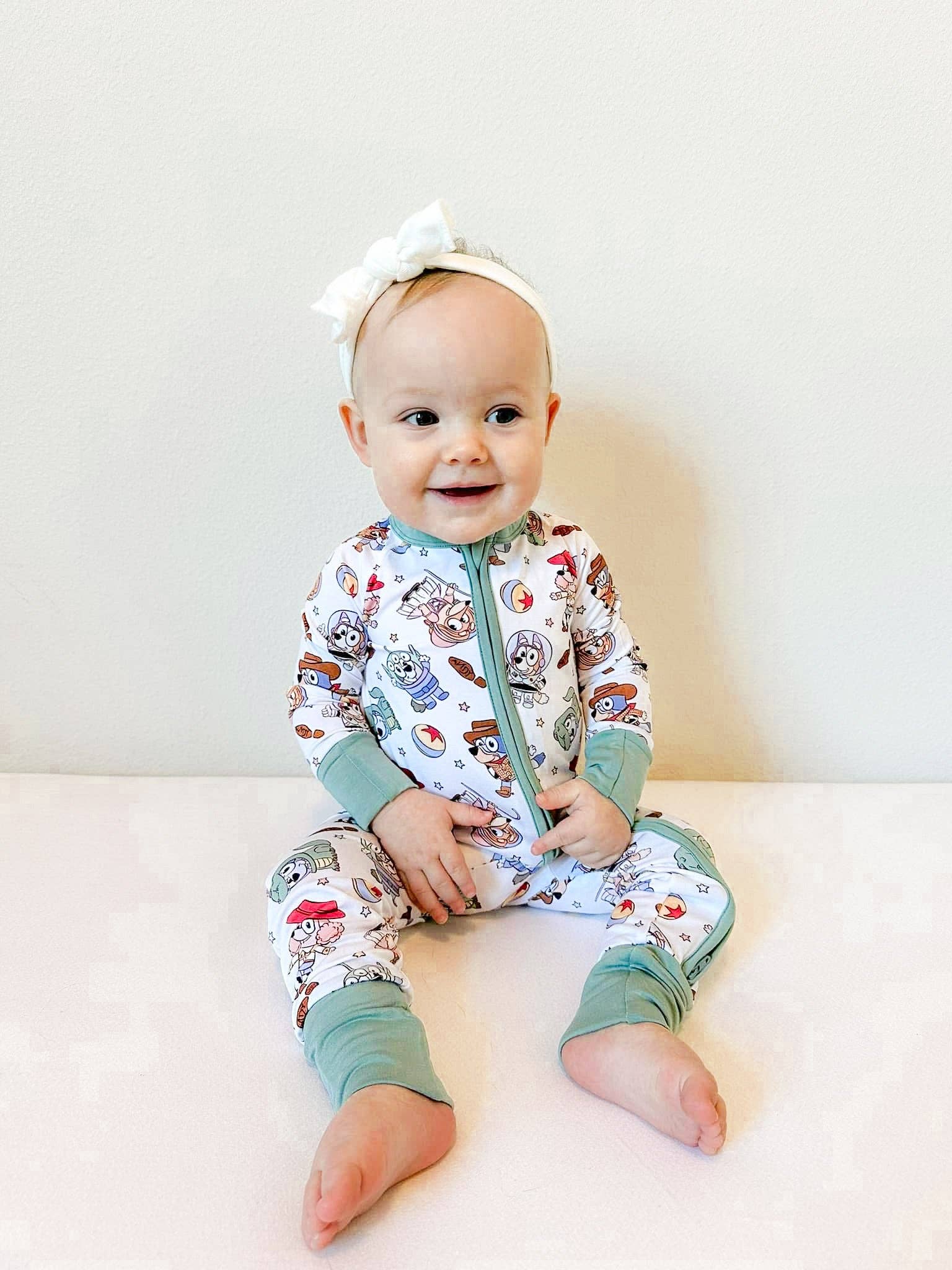 Scottie Belle – Fato de dormir – Bebé por atacado – Cauda Zippy da Caixa de Brinquedos5