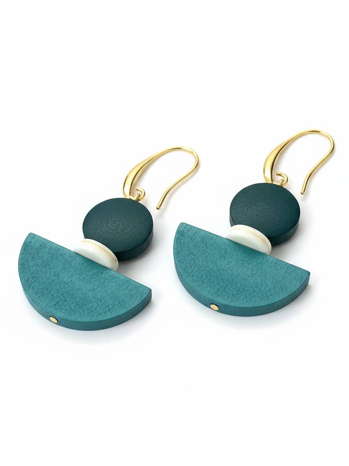 CSTE16 - Painted wood, synthetic turquoise and gold plated earring wires for wholesale by Gist Jewellery