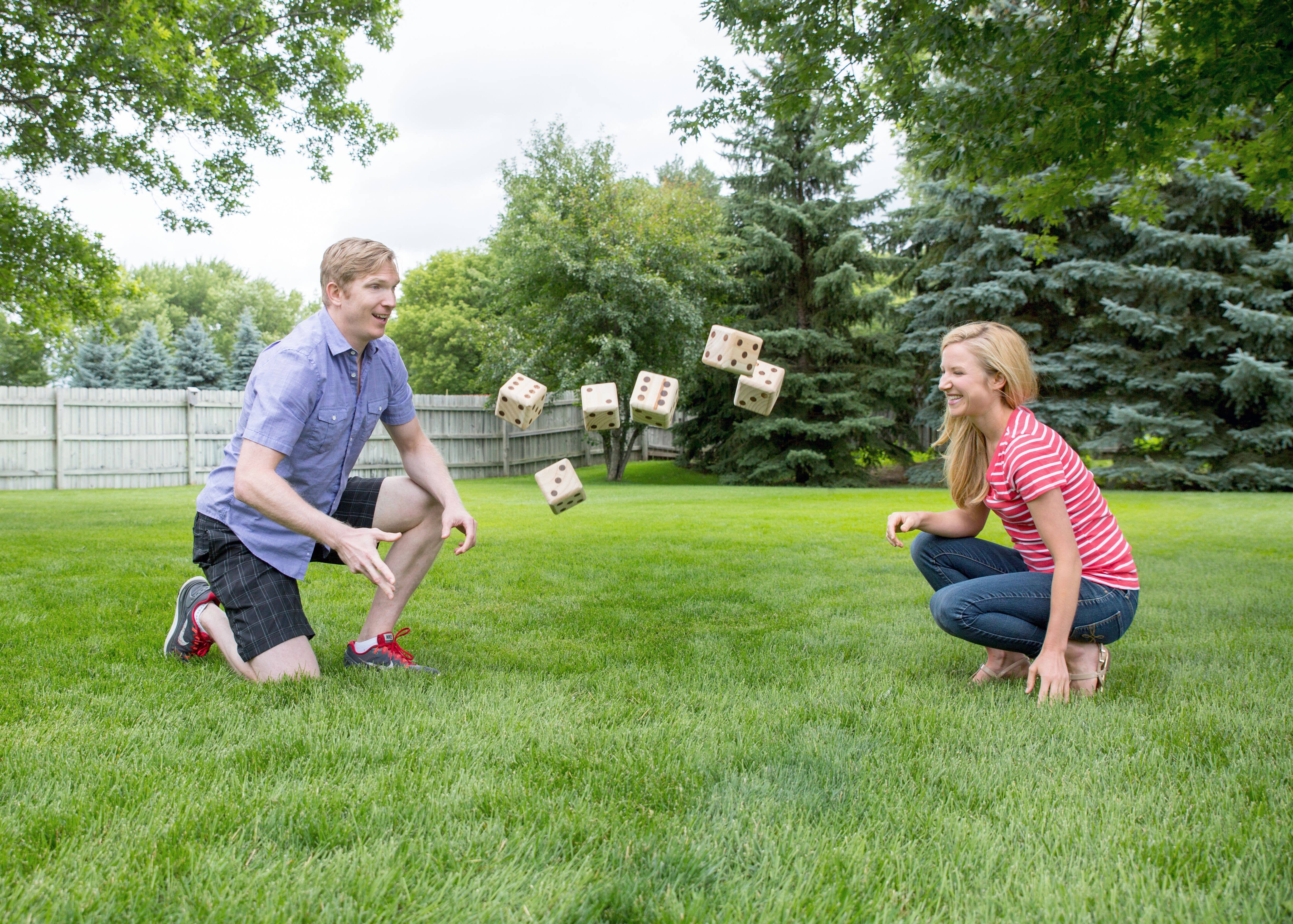 Yard Games – Engroshandel Terninger – Kæmpestore træterninger til udendørs spil6