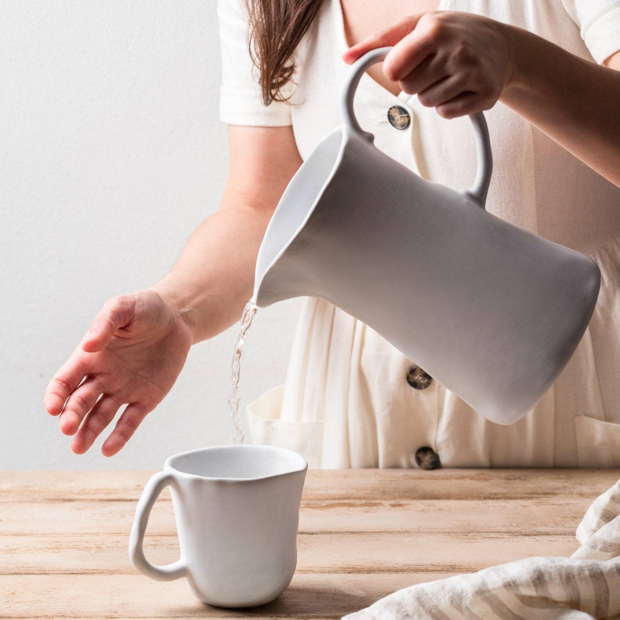 Egg Back Home – Großhandel Krug – Krug aus reinem Steingut 1,4L1