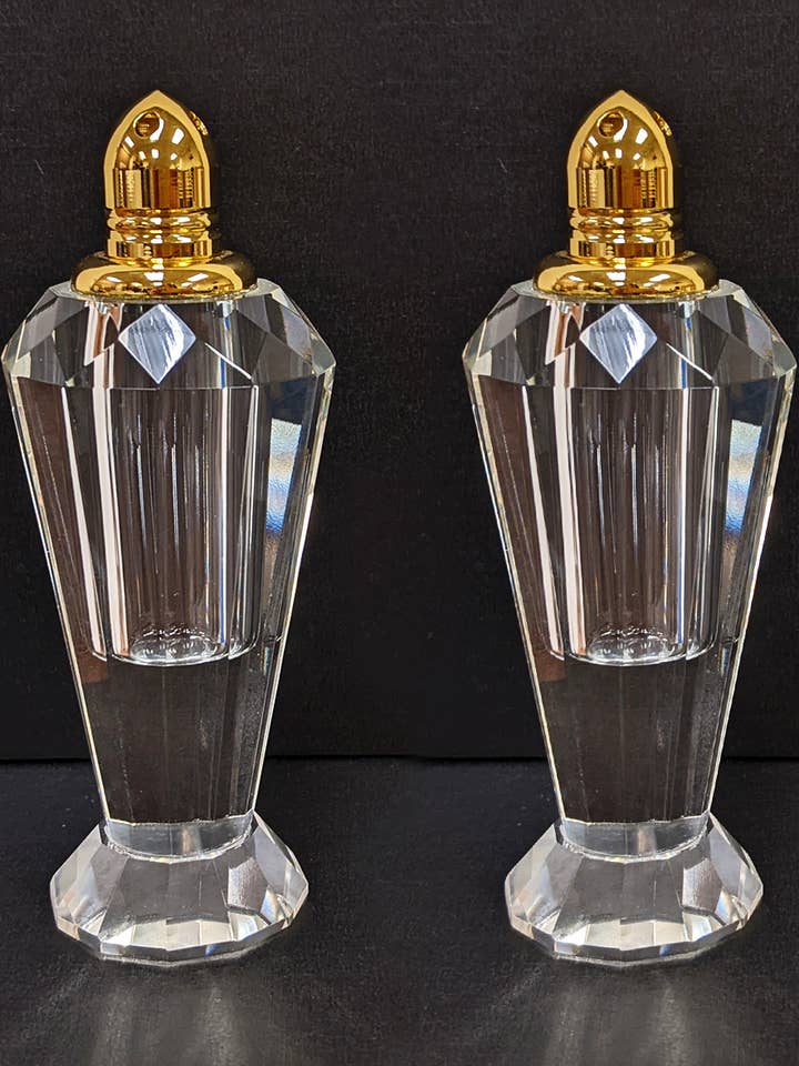 Set di saliera e pepiera in cristallo a forma di torre per la vendita all'ingrosso da parte di Collection by Nouvelle