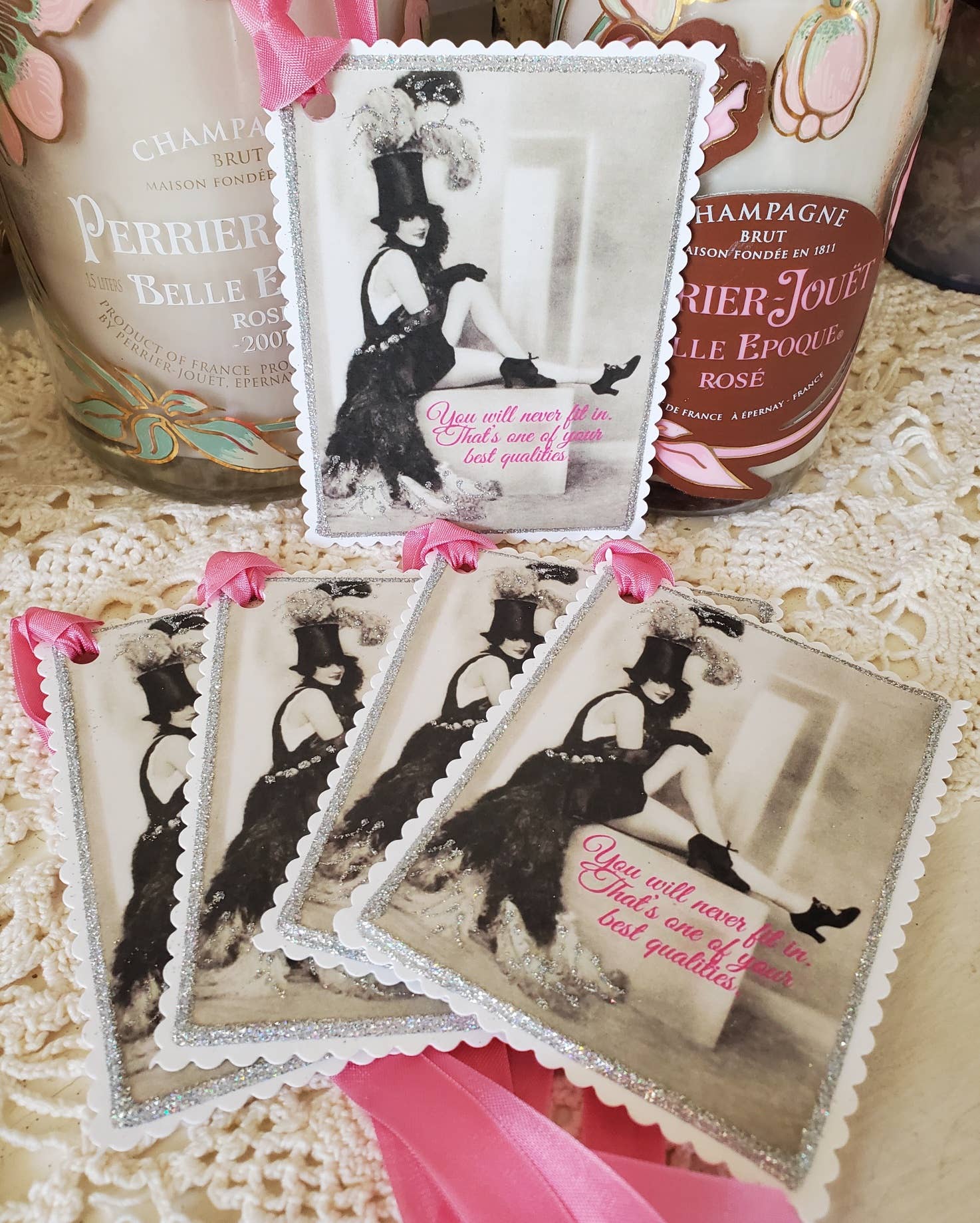 Little Heart Designs – wholesale Gift tag – Gift Tag You Will Never Fit In. One Of Your Best Qualities1