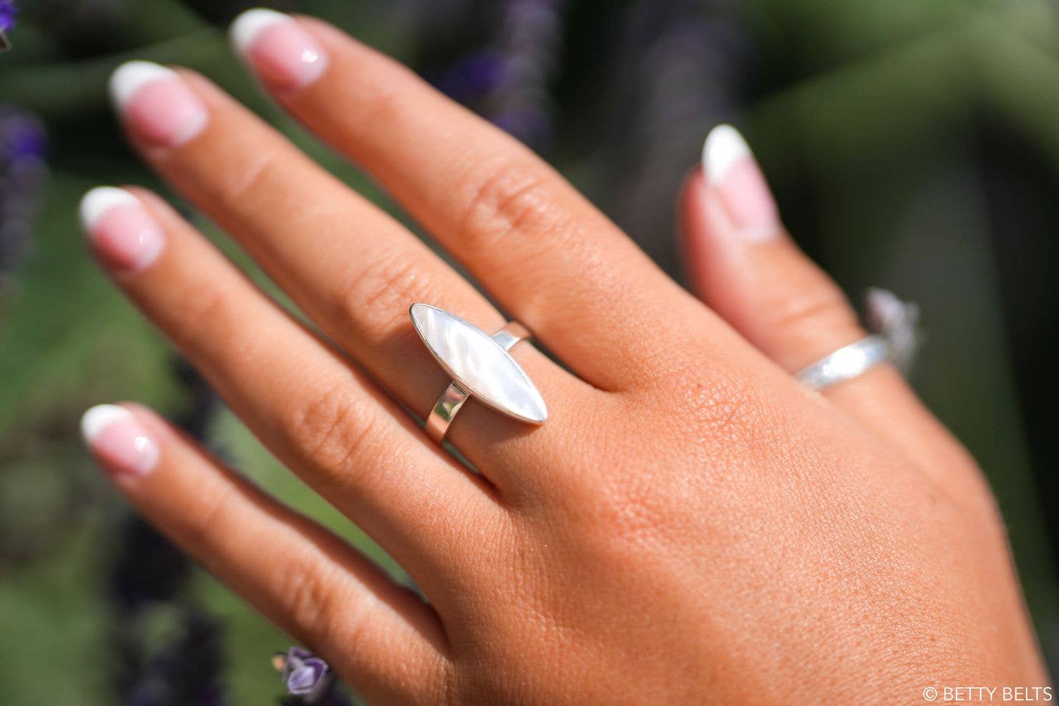 Betty Belts | Ocean Lovers® - Venta al por mayor Anillos grandes/de cóctel - Anillo Mads Shell3