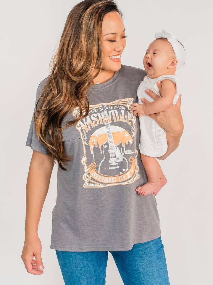 "Nashville" Nursing Graphic T-Shirt- Gray for wholesale by Nursing Queen