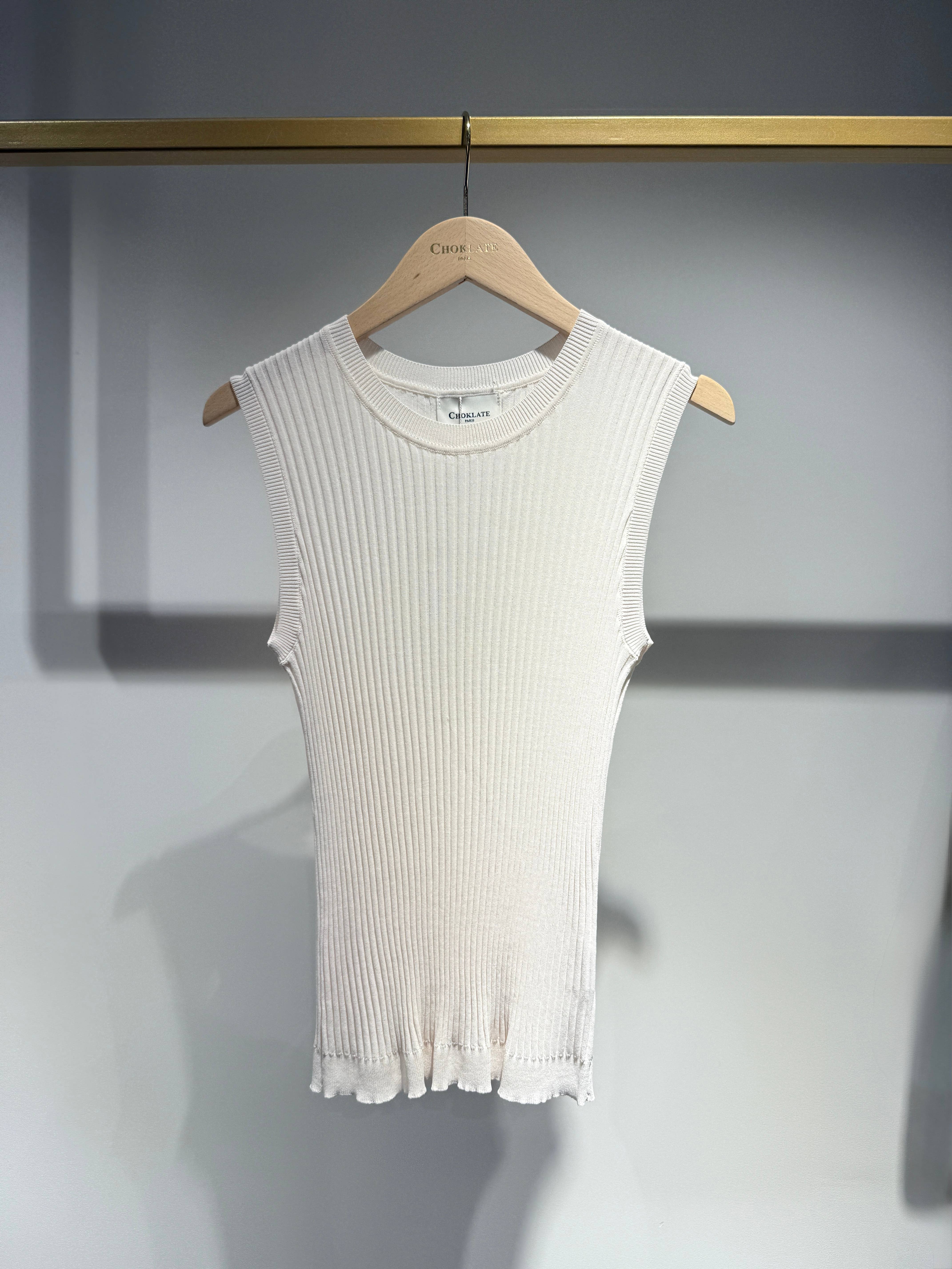 CHOKLATE PARIS – Großhandel Tanktop – Damen – Tanktop aus feinem Rippenstrick mit breiten Trägern - 880711