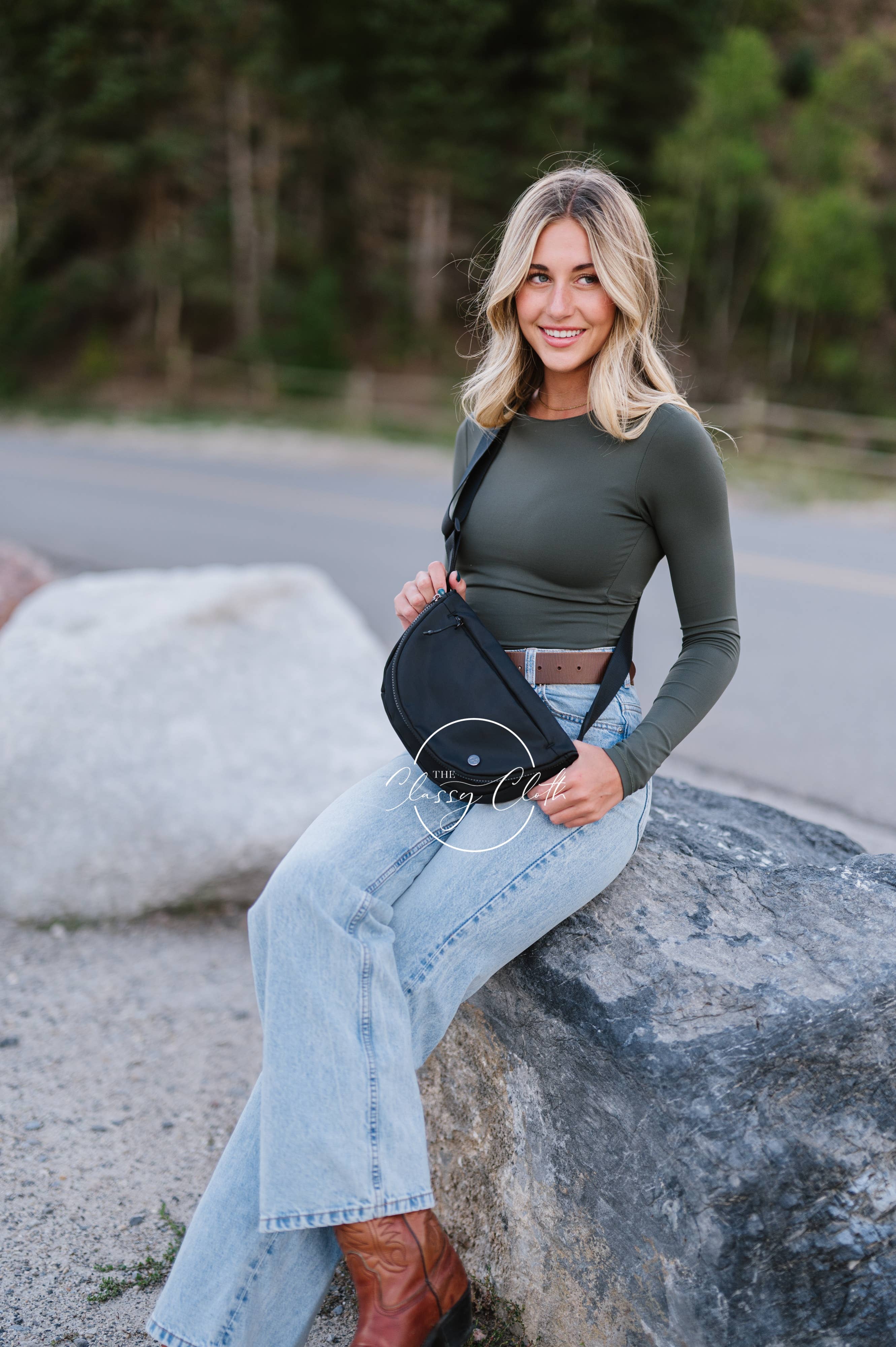 The Classy Cloth WS – Pochete - Mulher por atacado – Saco Margot Moon Cinto - Preto RTS9