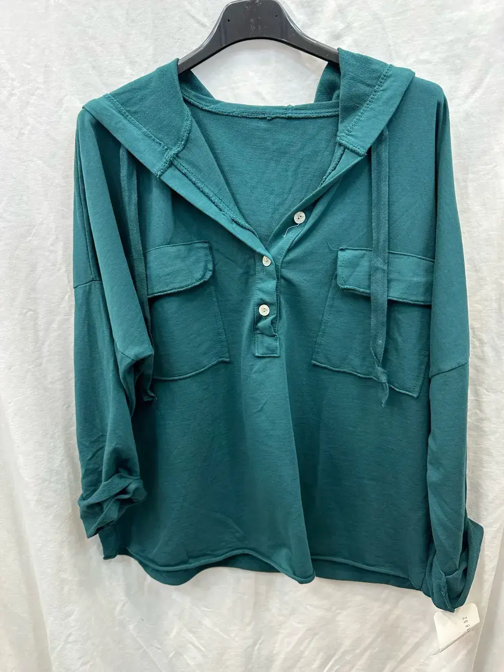 Mimi & Gogo - Wholesale Hoodie - Dames - Mimi & Gogo katoenen hoodie met zakken en knoopsluiting2