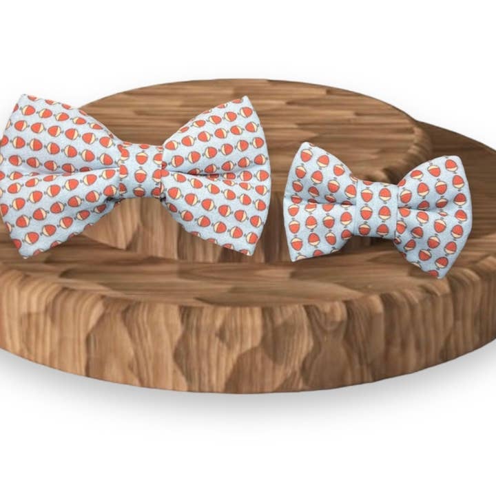 Nœud papillon Acorn pour la vente par Squirrel!