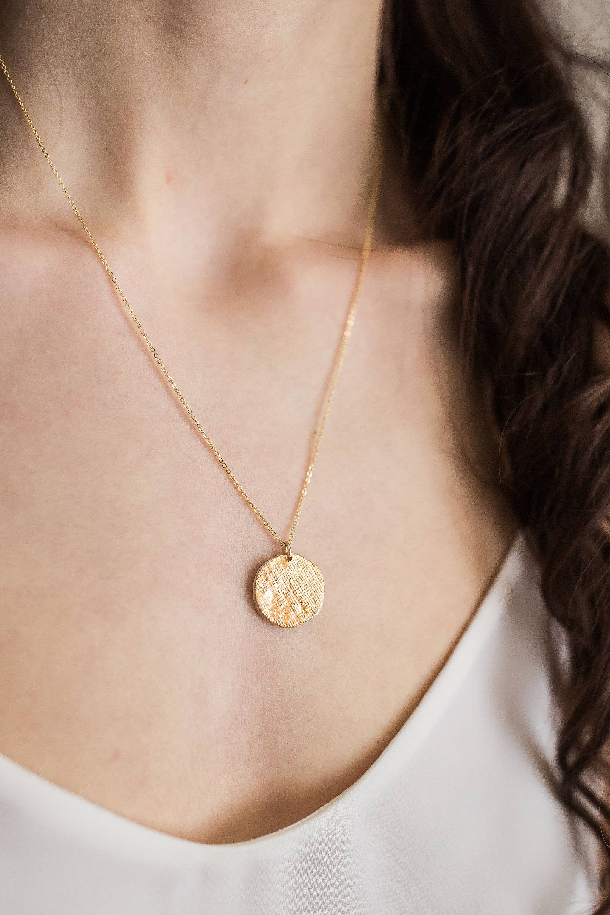 Jenna Vanden Brink Ceramics - Vendita all'ingrosso Collana con ciondolo/pendaglio - Collana Sole e Luna (piccola)4