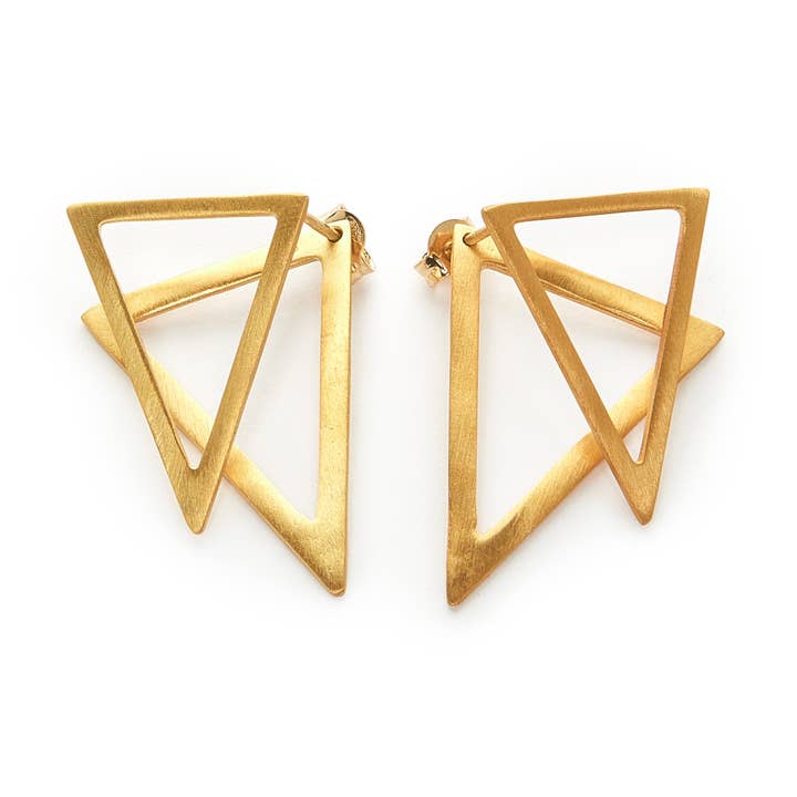 Orecchini a triangolo con paraorecchie per la vendita all'ingrosso da parte di Lilian Syrigou