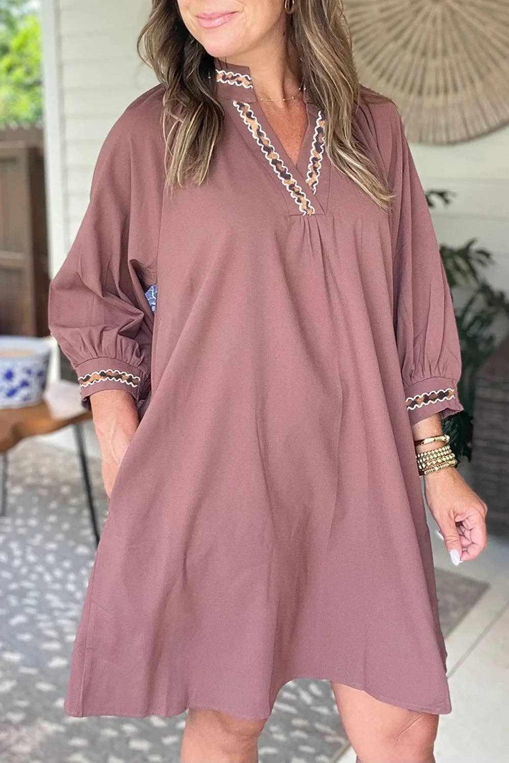 Lovesoft – Vestido - Mulher por atacado – Vestido Mini Shift com Manga a 3/4 e Decote em V com Contraste Preto3