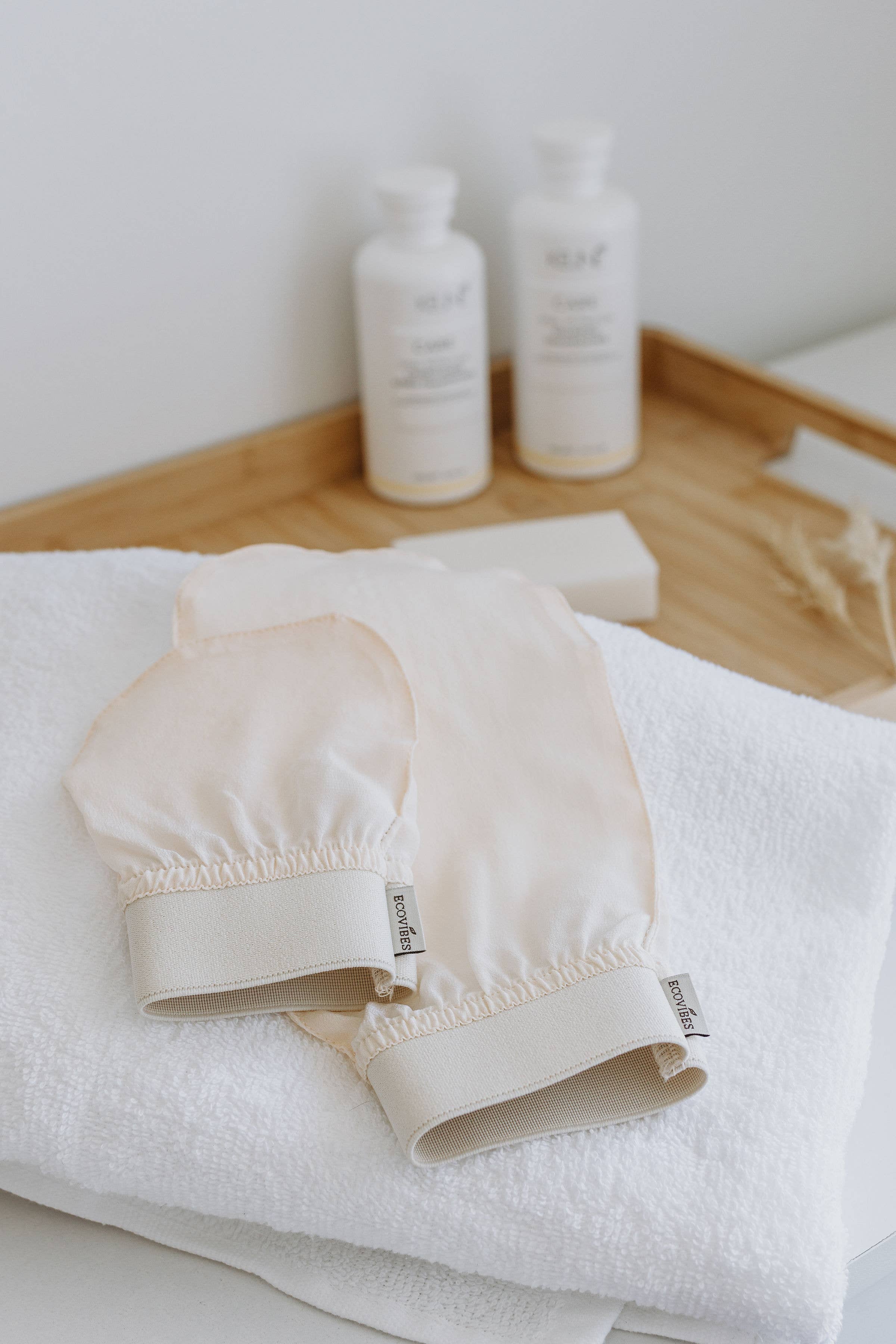 Ecovibes Australia - Wholesale Exfoliating Gloves/Mitts - Silk Exfoliating Body Glove2