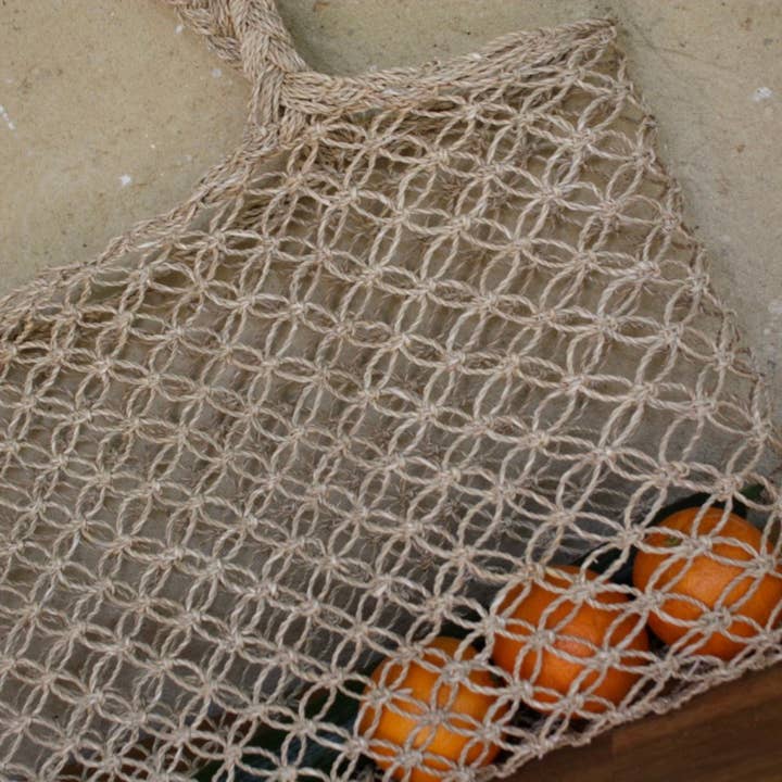 Flätad palmbladskorg Whitney - Äkta, praktisk & etisk för wholesale av Dame Pach Bangkok